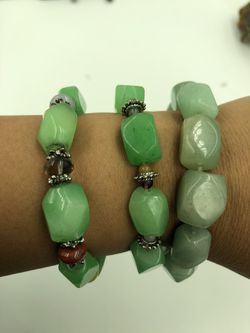Chunky Green Jade Stretchable Bracelet