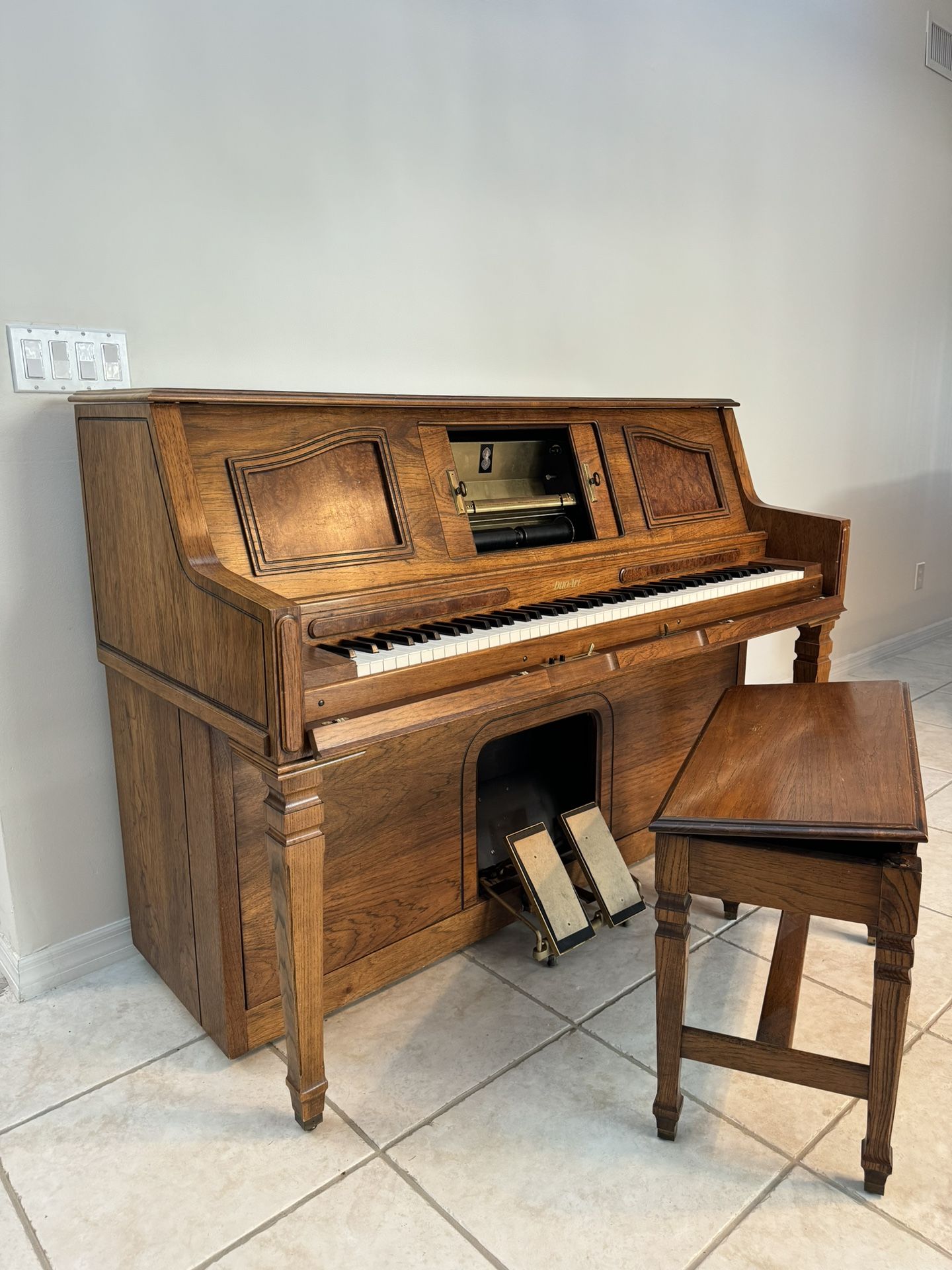 Upright Player Piano - Aeolian Duo Art