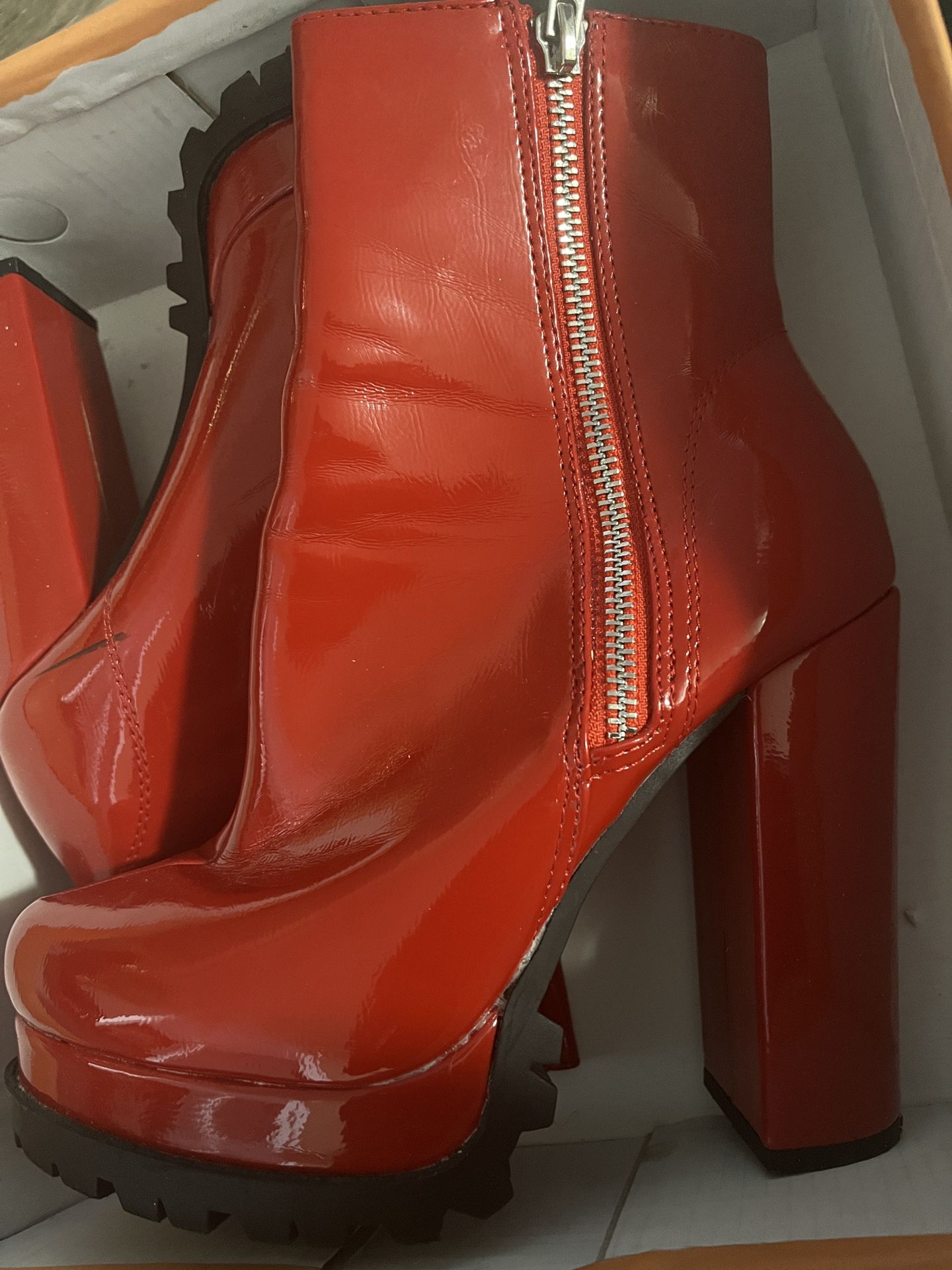Shine Red Boots 