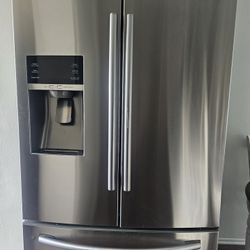 2014 Samsung Refrigerator 
