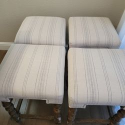 Rustic Counter-Height Bar Stools (4) – Excellent Condition