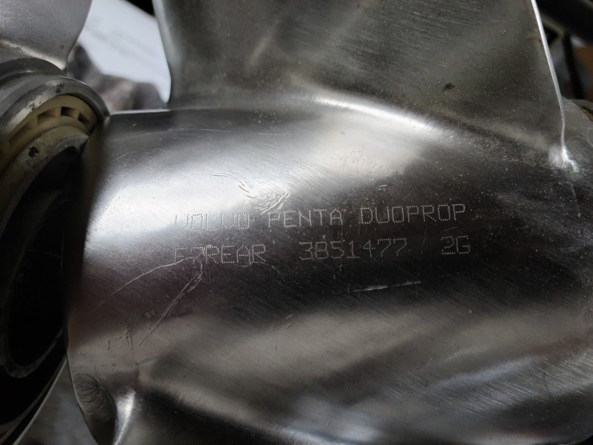 Volvo Penta Duo props