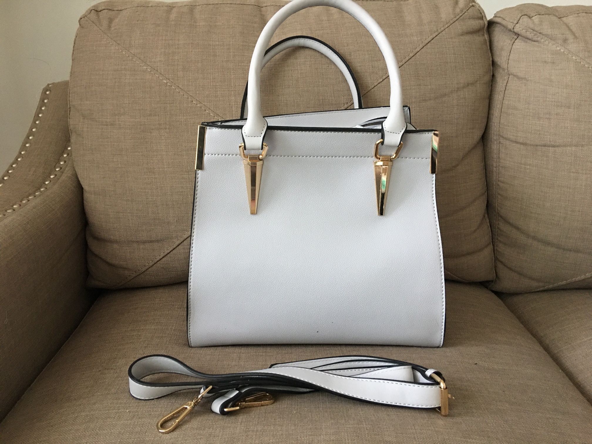 Large Capacity Hand Bag With Strap