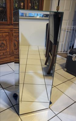12"x35" Mirrored Pedestal