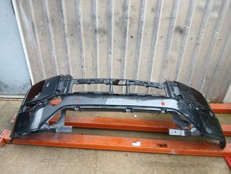 2023-2025 Mitsubishi Outlander SE Front Bumper Used Oem