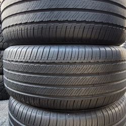 4 Tires (275/50/20 )Michelin Primacy Tour All Season  Like New.