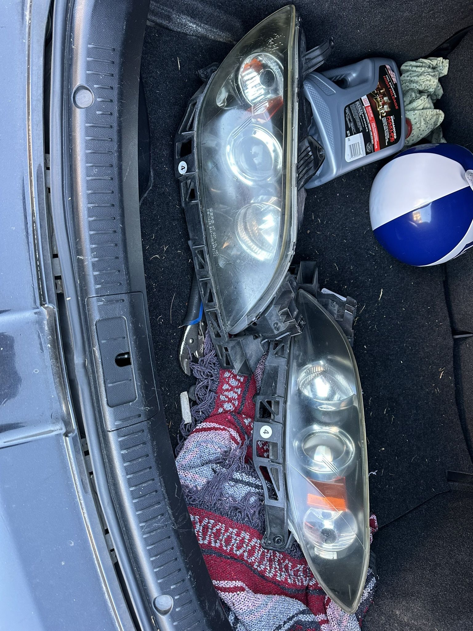 Mazda 3 Headlights
