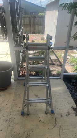 Hart Adjustable Ladder