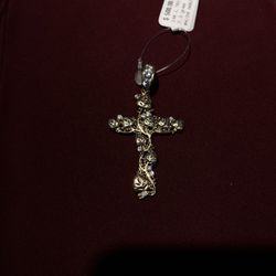 Cross Pendant W Tricolor Leaves 
