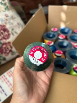 Machine embroidery thread