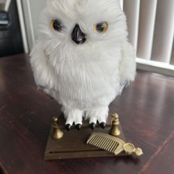 Wizarding World Harry Potter, Enchanting Hedwig Interactive Owl with Over 15 Sounds and Movements