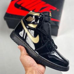 Jordan 1 Low Travis Scott Blak Phantom