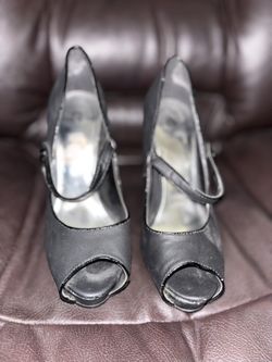 Shoes (heels)