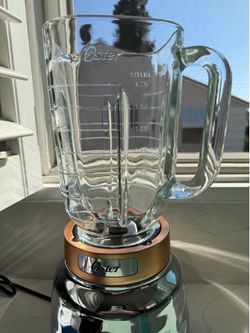 Oster Beehive Blender – Chrome/Copper Finish