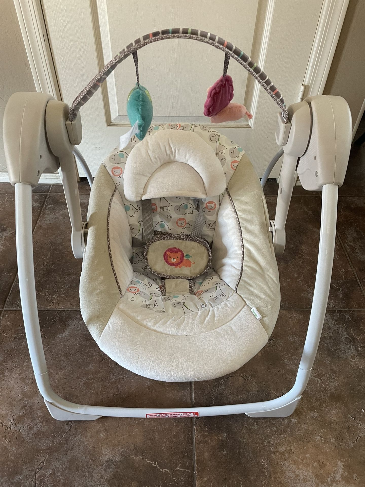 Ingenuity Soothe 'n Delight Compact Portable 6-Speed Plush Baby Swing with Music 
