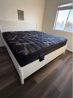 Elite Midnight Pro  king    size mattress pillow top 12”.     New mattress in a plastic sealed  Venta de colchones  ☎️📲call or Tex (213)713-74-89   H