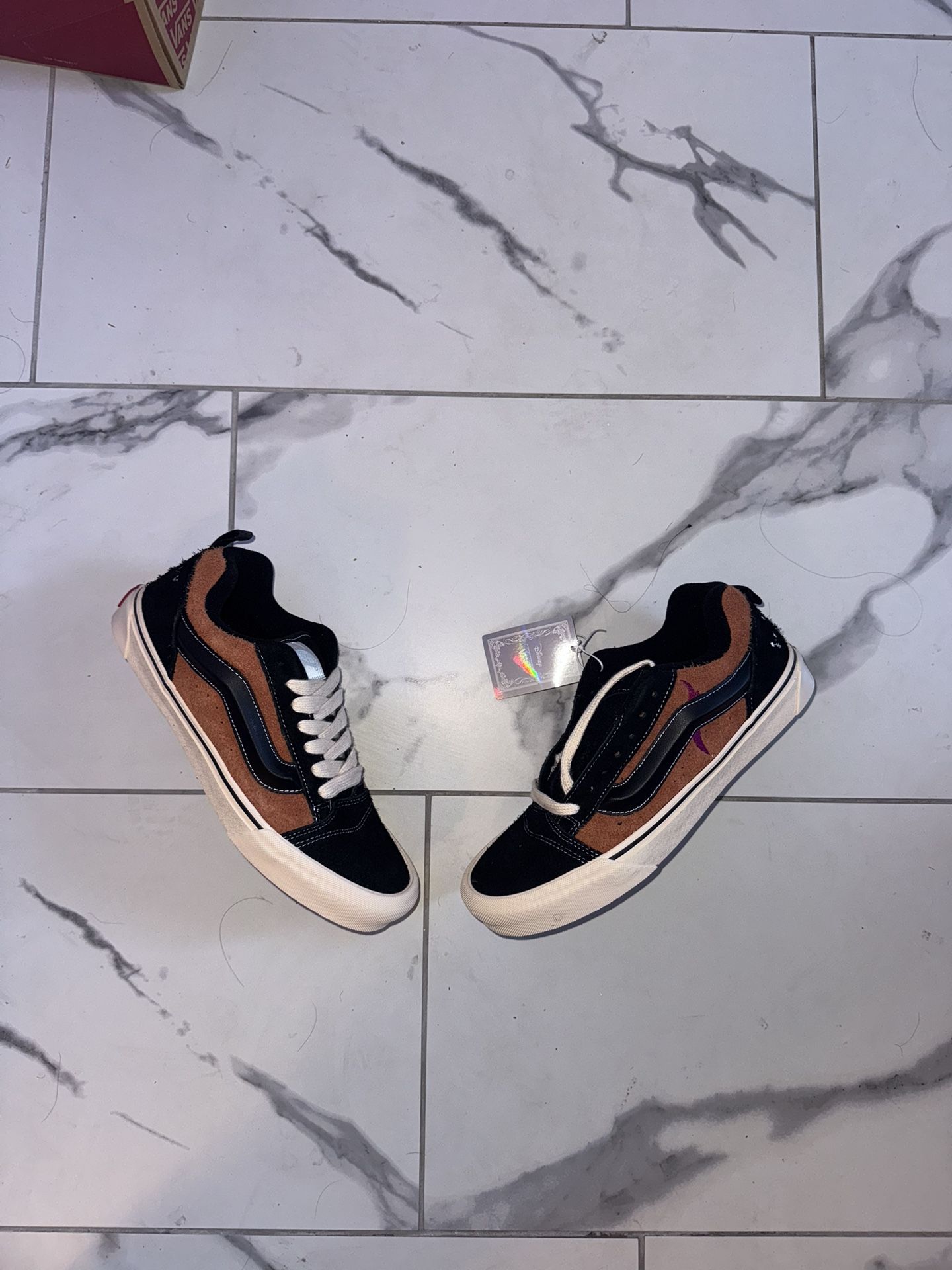 Vans Knu Skool ‘Disney Scar’ BRAND NEW SIZE 9
