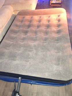 Queen air mattress