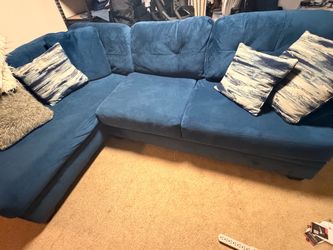 Sectional sofa (couch)