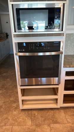 GE Stainless Steel Wall Oven