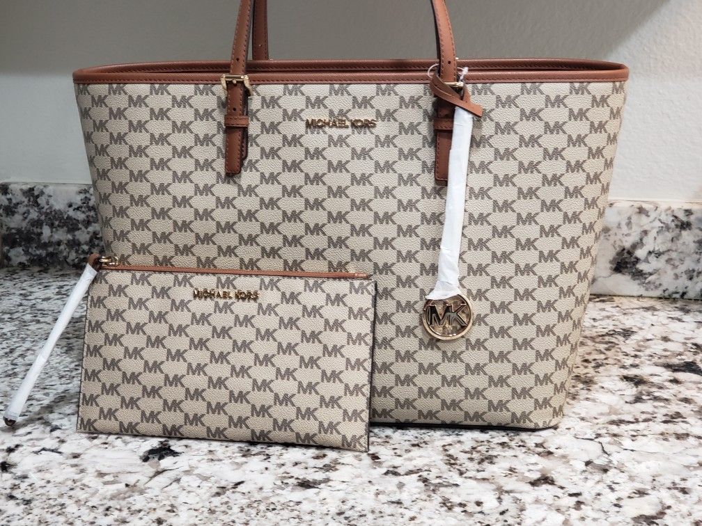 ♥New Michael Kors Set♥