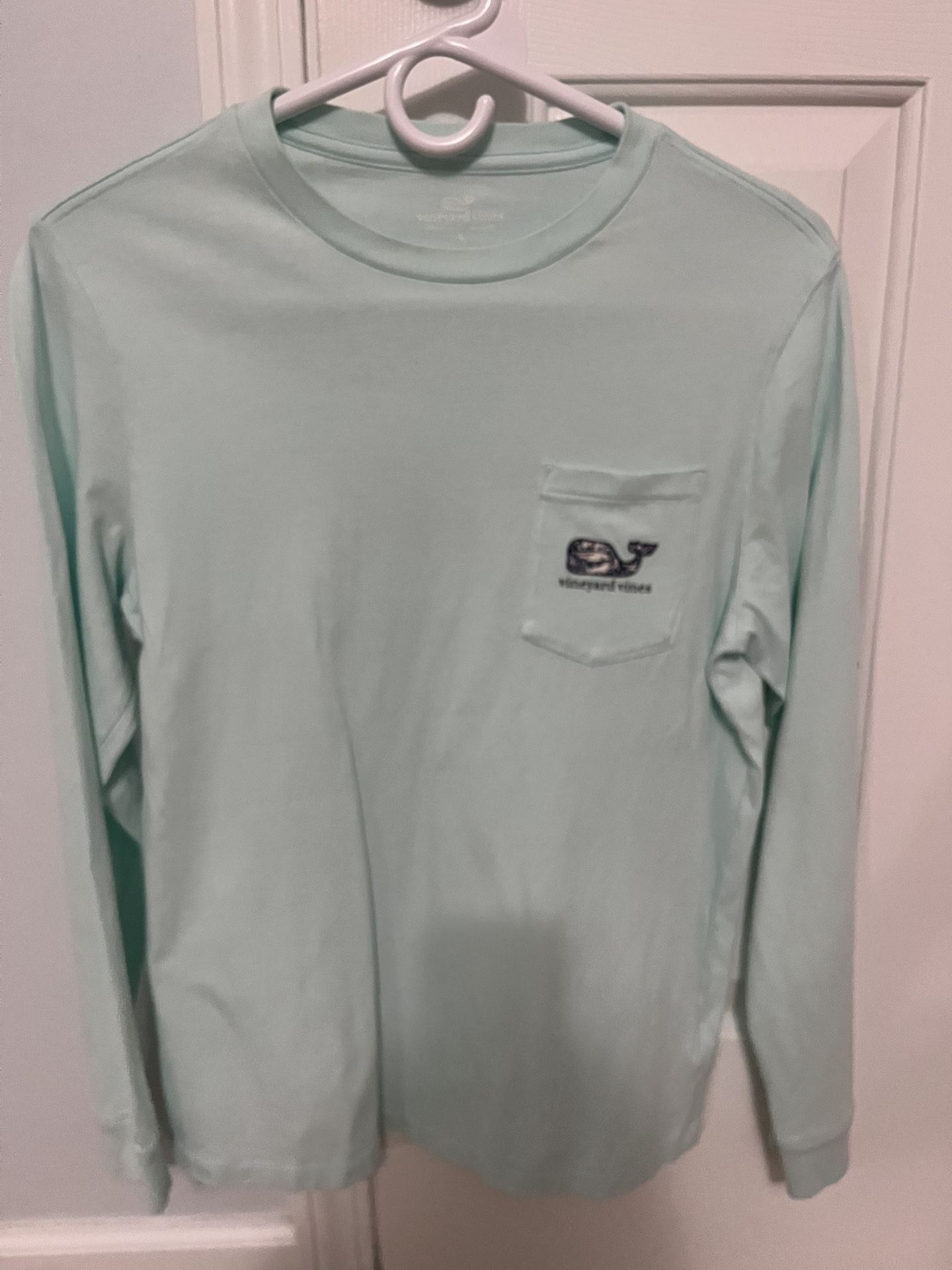 Vineyard Vines Long Sleeve (Youth Large)