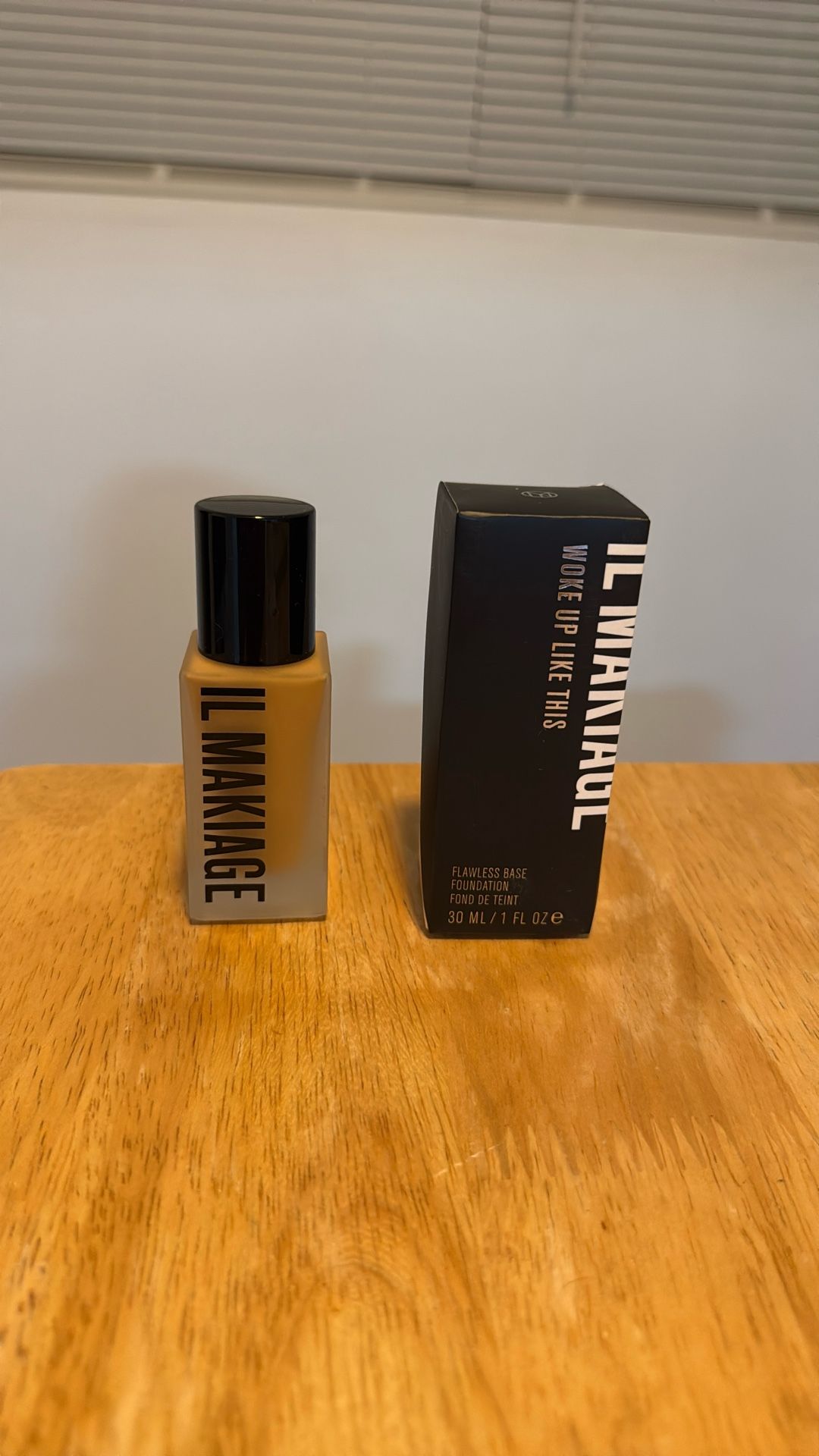 Lightly used makeup – only used once (wrong shade)