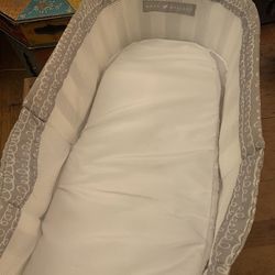 Portable Baby Delight Snuggle Nest Harmony Lounger
