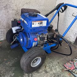 3000 PSI Powerhouse Pressure Washer $100 OBO