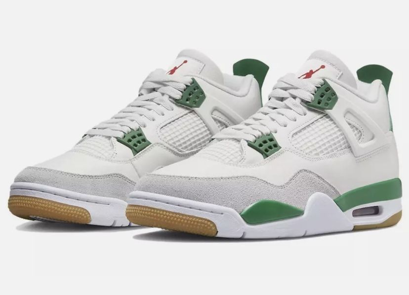 Pine Green Jordan’s 4s