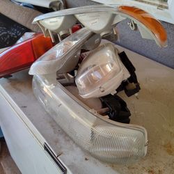 99_06 Silverado Chevy GMC Sierra I Have Taillight And Headlights Complete Set Asked For $100 obo 