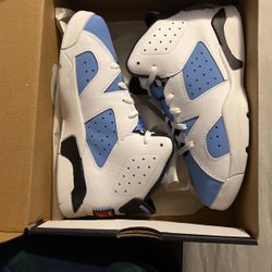 Jordan Retro 6 UNC Size 2y