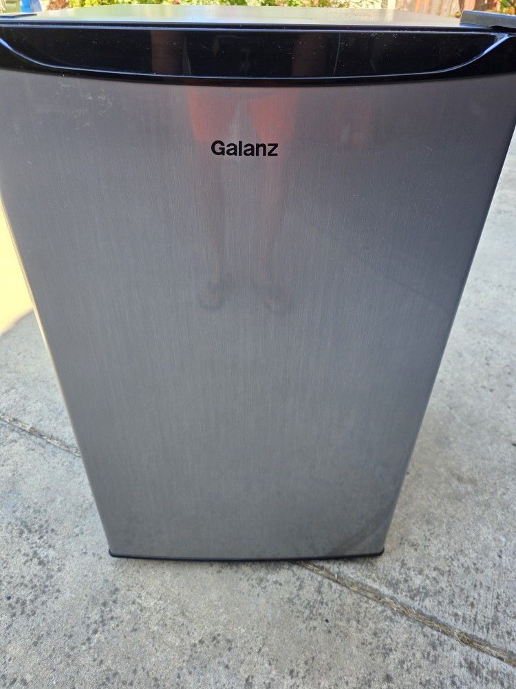 Mini Fridge Freezer