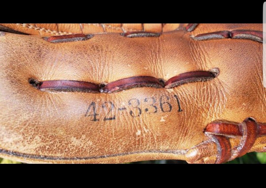 SPALDING BOBBY MURCER SIGNATURE BASEBALL GLOVE #42-3361 PROFESSIONAL MODEL