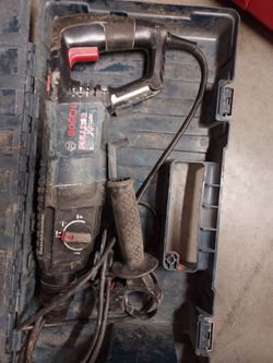 Bosch Bulldog Xtreme SDS-Plus Rotary Hammer (11255VSR)