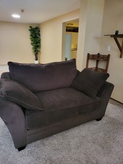 Love seat