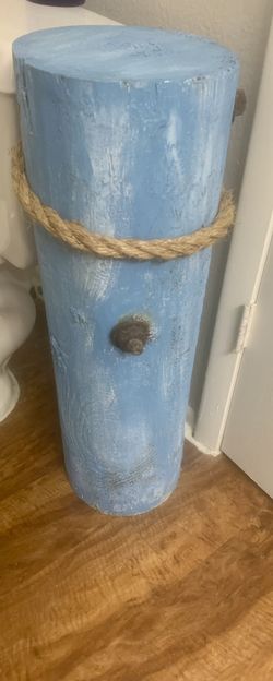 Super Cute Hand Painted Sea 🌊 Post Decor -OBO
