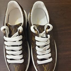 Louis Vuitton Monogram Time Out Sneakers 