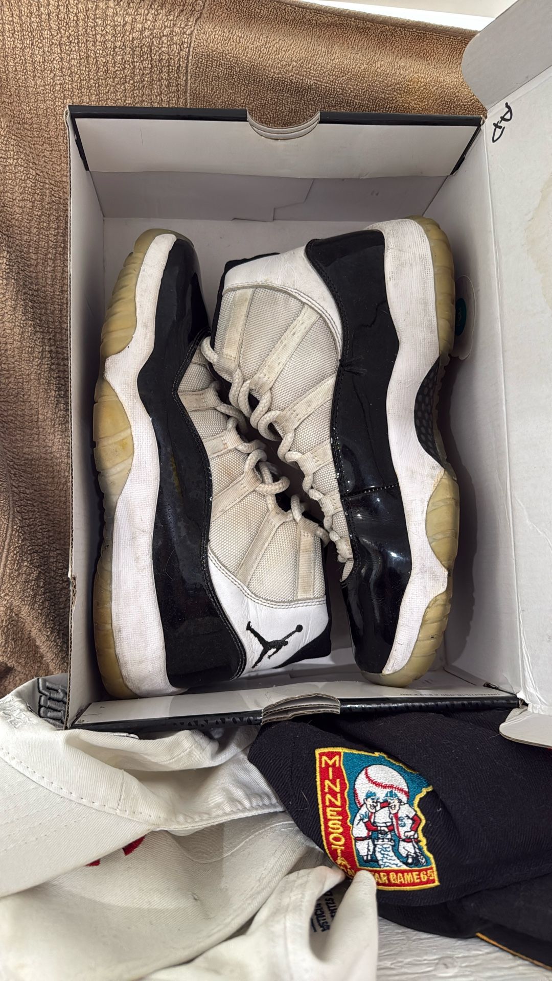 Jordan Concords Size 9