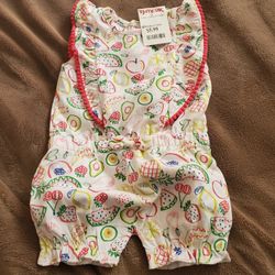 Babybgirl Outfit Size 12 Months