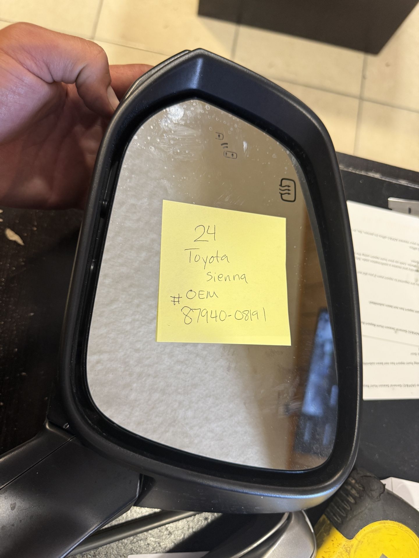2024 Toyota Sienna LT Hand Side ( Driver) Mirror OEM