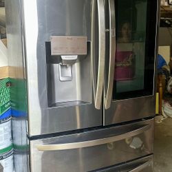 30 cu. ft. InstaView® Door-in-Door® Smart Refrigerator with Craft Ice