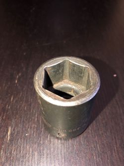 SNAPON 15/16 ….1/2 DRIVE IMPACT SOCKET
