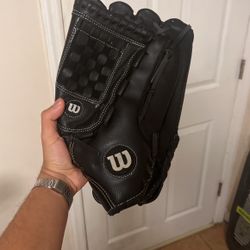 baseball glove