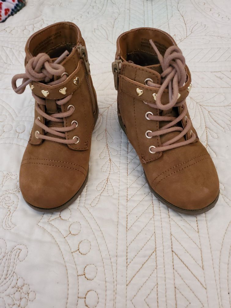 Boots size 8 girls