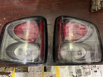Chevy S10/GMC Sonoma tail lights