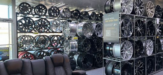 CUSTOM WHEELS SET $10 DOWN