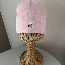 Under Armour Pink Beanie Hat New