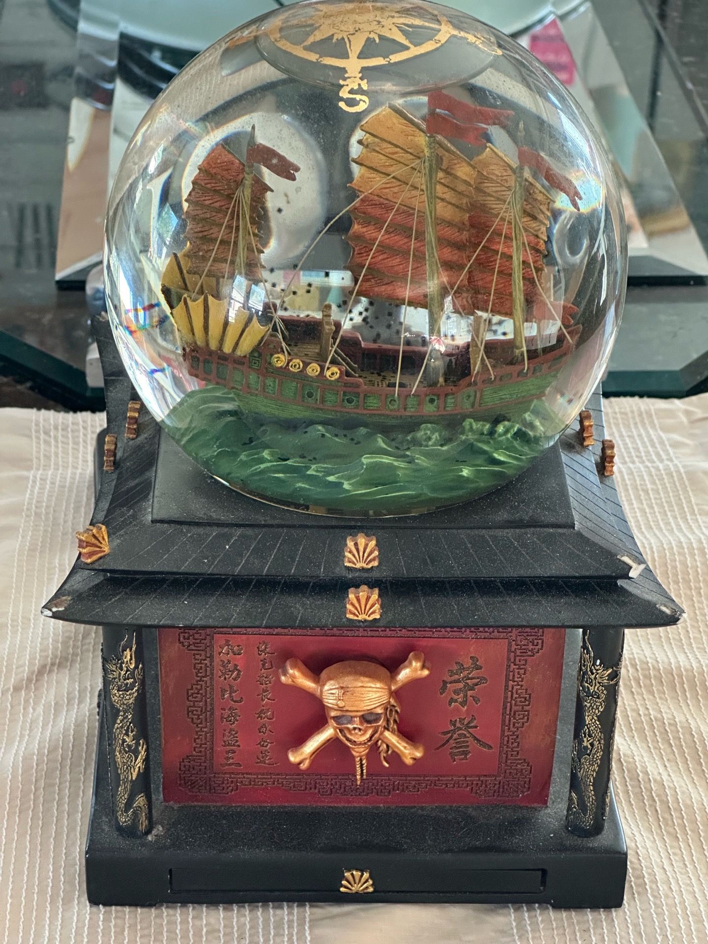 Artistic music globe