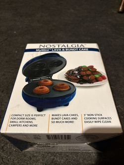 Nostalgia Mini Lava Cake Maker